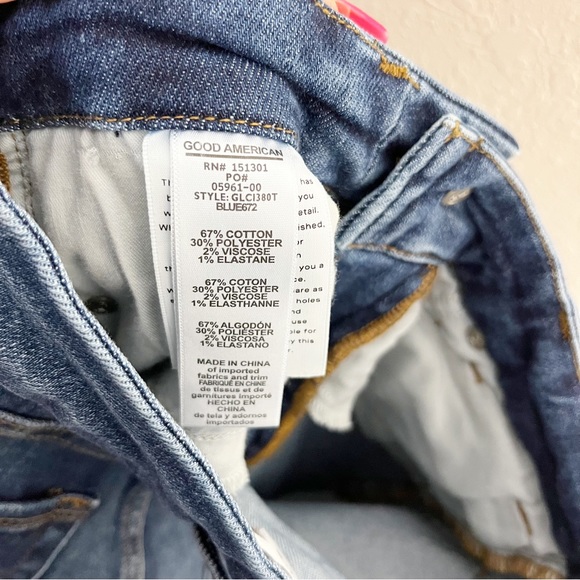 Good American Good Legs Crop Jeans Size 2 - Picture 6 of 6